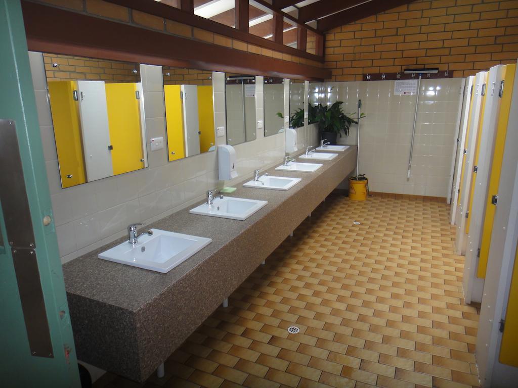 Lake Albert Caravan Park Hotel Meningie Room photo